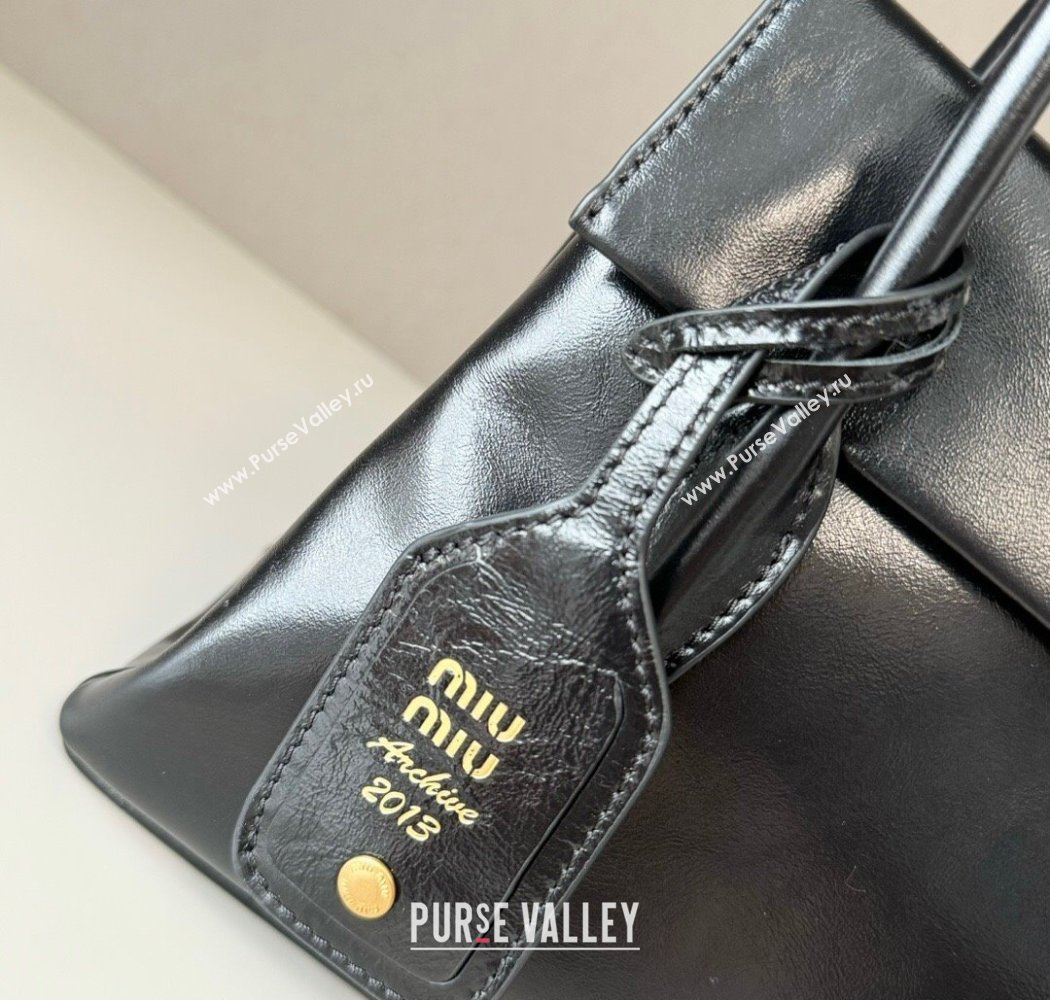 Miu Miu Solitaire leather bag Black 2025 5BA303 (nana-250926012)