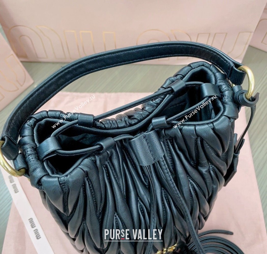 Miu Miu Matelasse nappa leather bucket bag 5BE084 Black 2025 (JD-250926016)