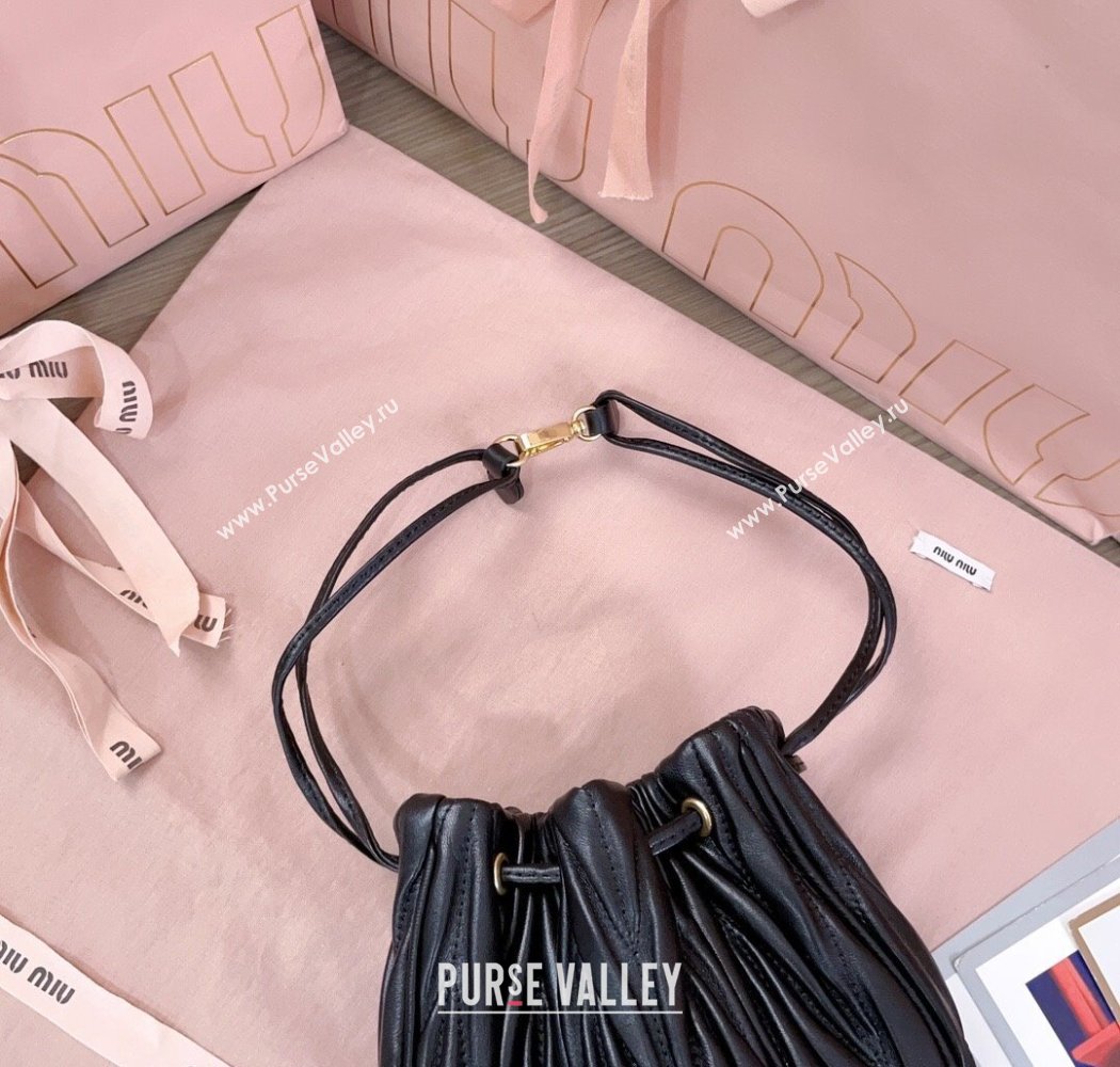Miu Miu Matelasse Nappa Leather Pouch Black 2025 5ND022 (JD-250926002)