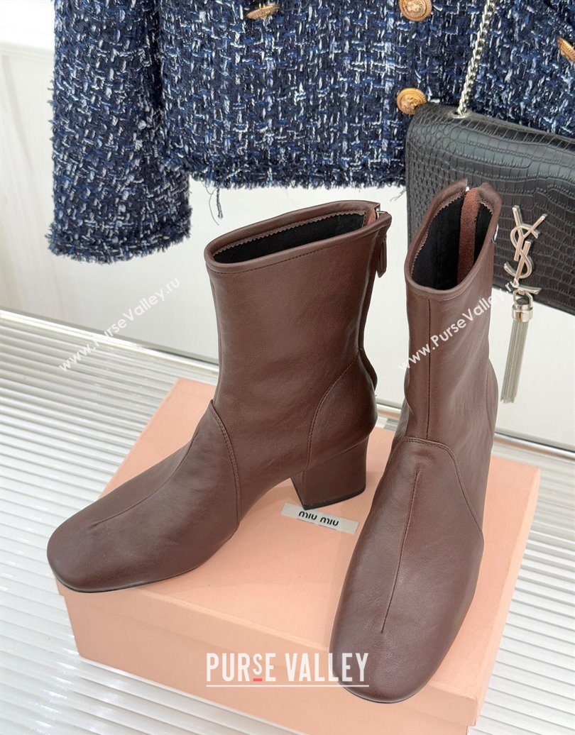 Miu Miu Nappa Leather Heel Ankle Boots 5cm with Logo Tag Dark Brown 2025 5T557E (MD-251024122)