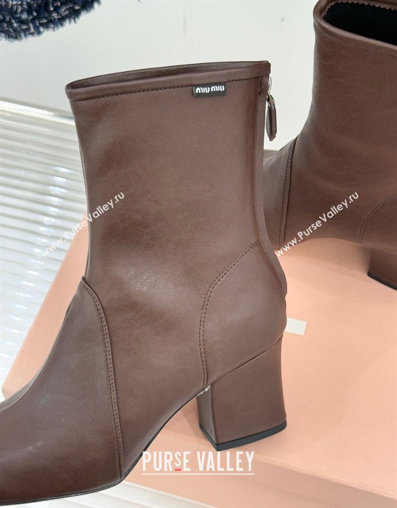 Miu Miu Nappa Leather Heel Ankle Boots 5cm with Logo Tag Dark Brown 2025 5T557E (MD-251024122)
