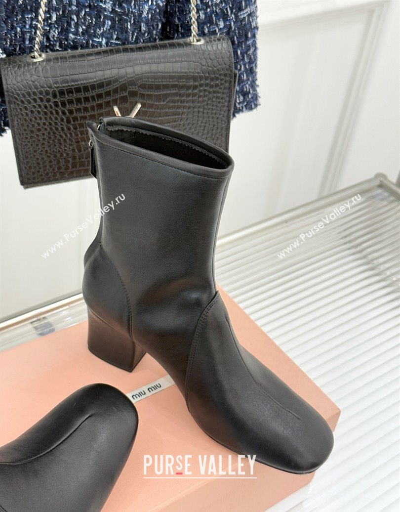 Miu Miu Nappa Leather Heel Ankle Boots 5cm with Logo Tag Black 2025 5T557E (MD-251024123)