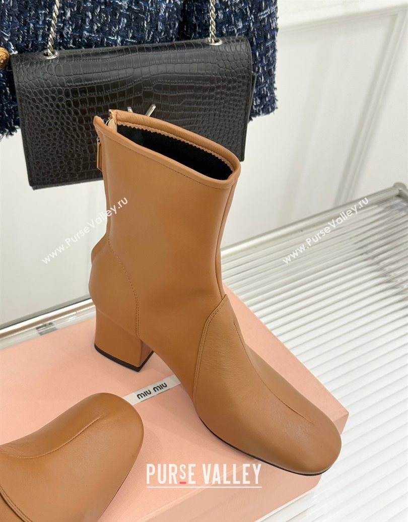 Miu Miu Nappa Leather Heel Ankle Boots 5cm with Logo Tag Light Brown 2025 5T557E (MD-251024124)