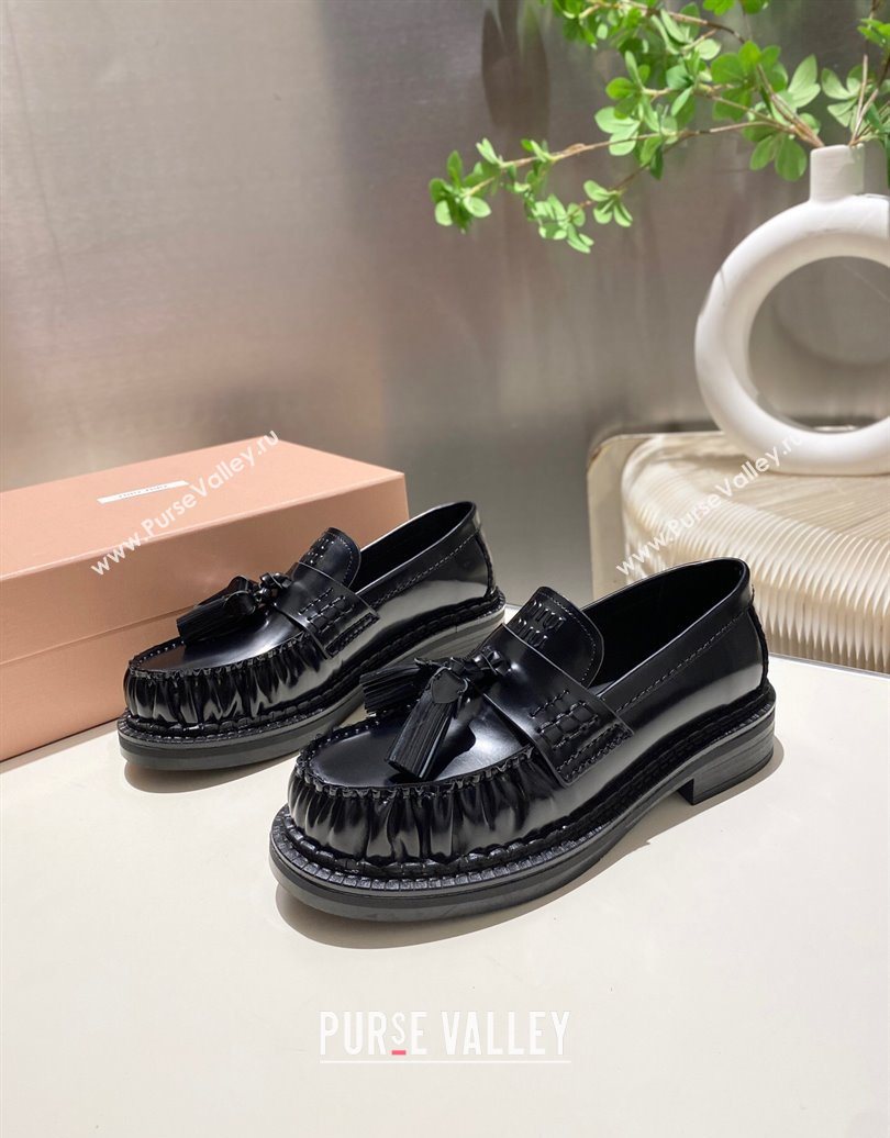 Miu Miu Tassel Loafers in Polished Leather Black 2025 5D497E (MD-251025003)
