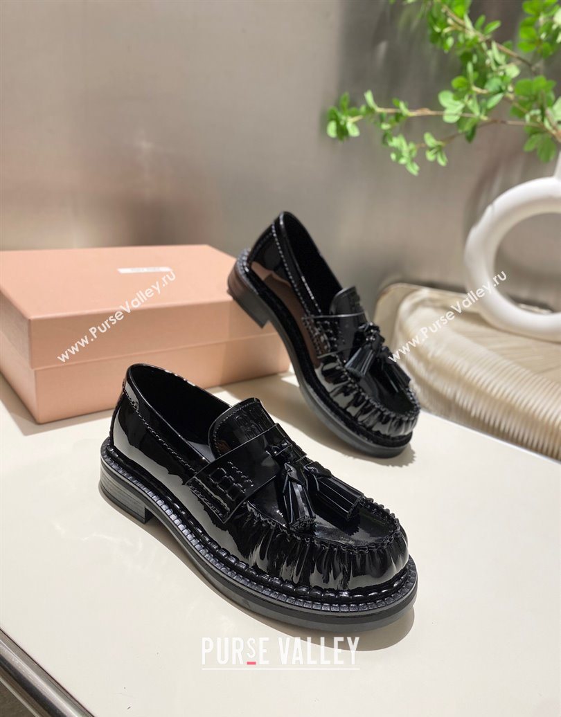 Miu Miu Tassel Loafers in Patent Leather Black 2025 5D497E (MD-251025005)