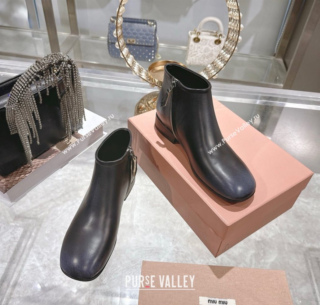 Miu Miu Fume Leather Flat Ankle Booties Black 2025 5T519E (MD-251024129)