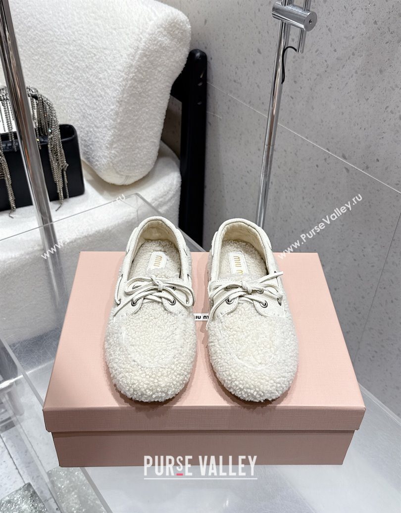 Miu Miu Shearling Laced-up Loafers with Bow White 2025 5D525E (HQG-251025017)