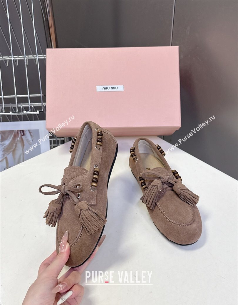 Miu Miu Tassel and Beads Loafers in Suede Leather Beige 2025 5D518E (MD-251025009)