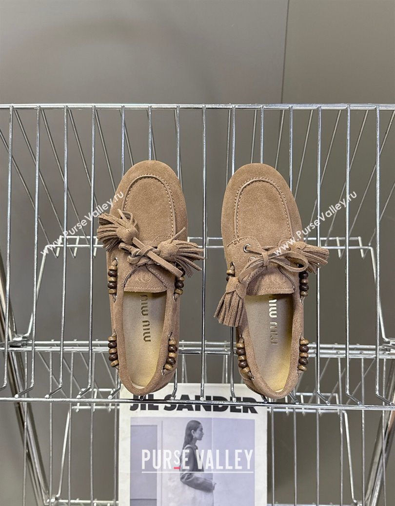 Miu Miu Tassel and Beads Loafers in Suede Leather Beige 2025 5D518E (MD-251025009)