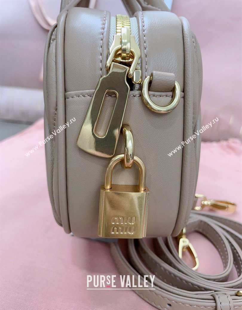 Miu Miu Matelasse Nappa Leather Top Handle Bag 5BB123 Beige 2025 (JD-251121054)