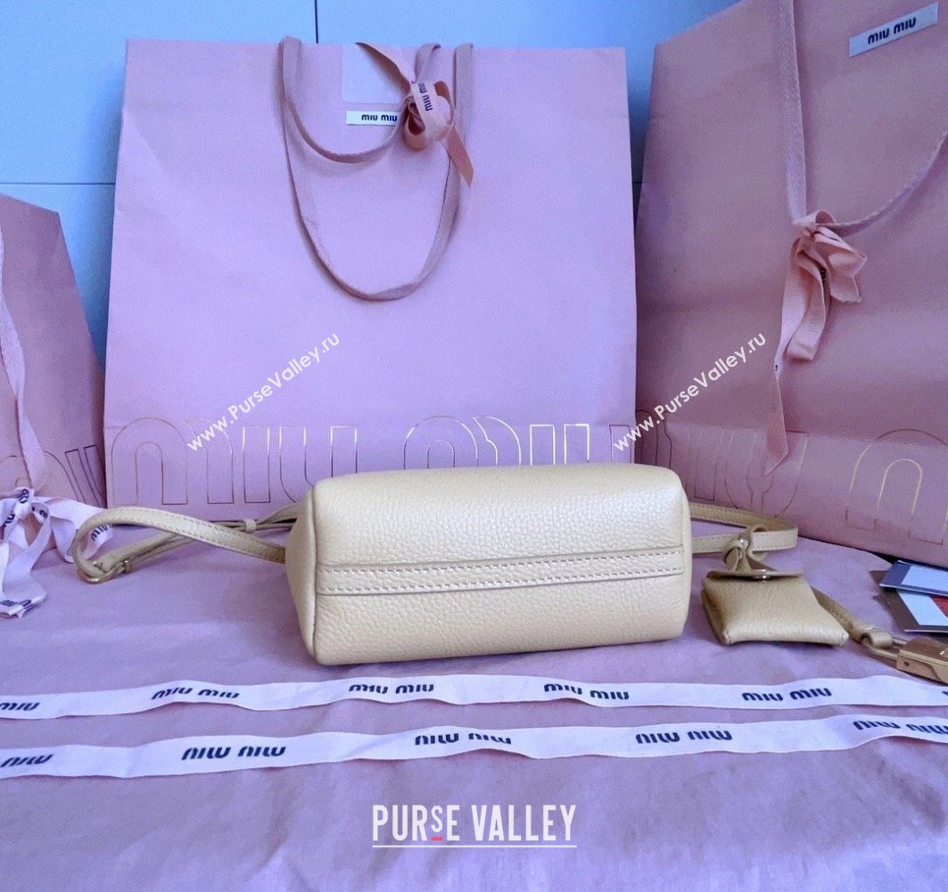 Miu Miu Leather bucket bag Ginista Yellow 2025 5BE099 (JD-251121059)