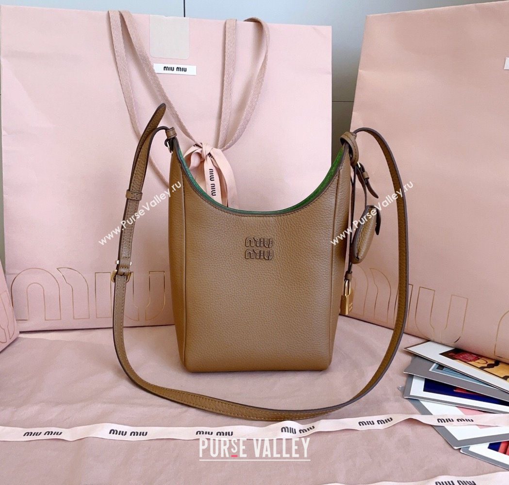 Miu Miu Leather bucket bag Caramel Brown 2025 5BE099 (JD-251121062)