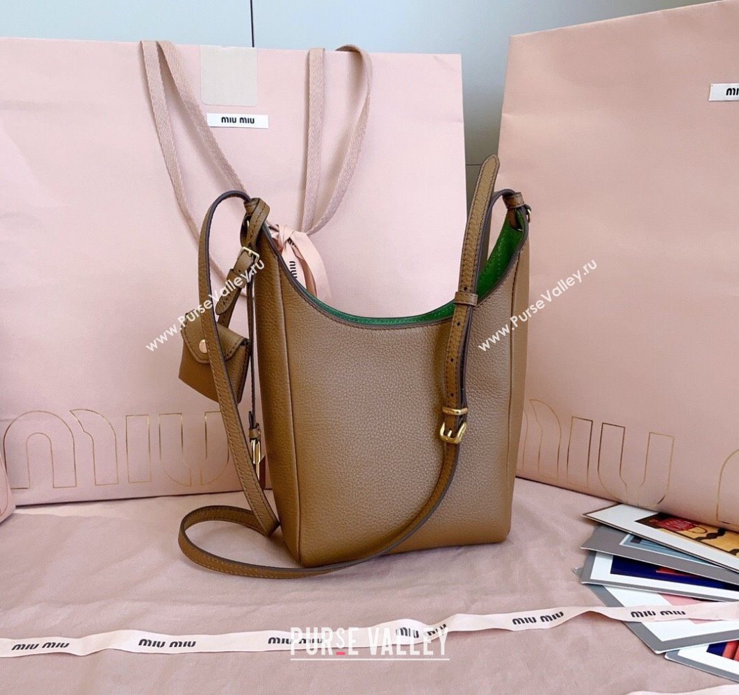 Miu Miu Leather bucket bag Caramel Brown 2025 5BE099 (JD-251121062)