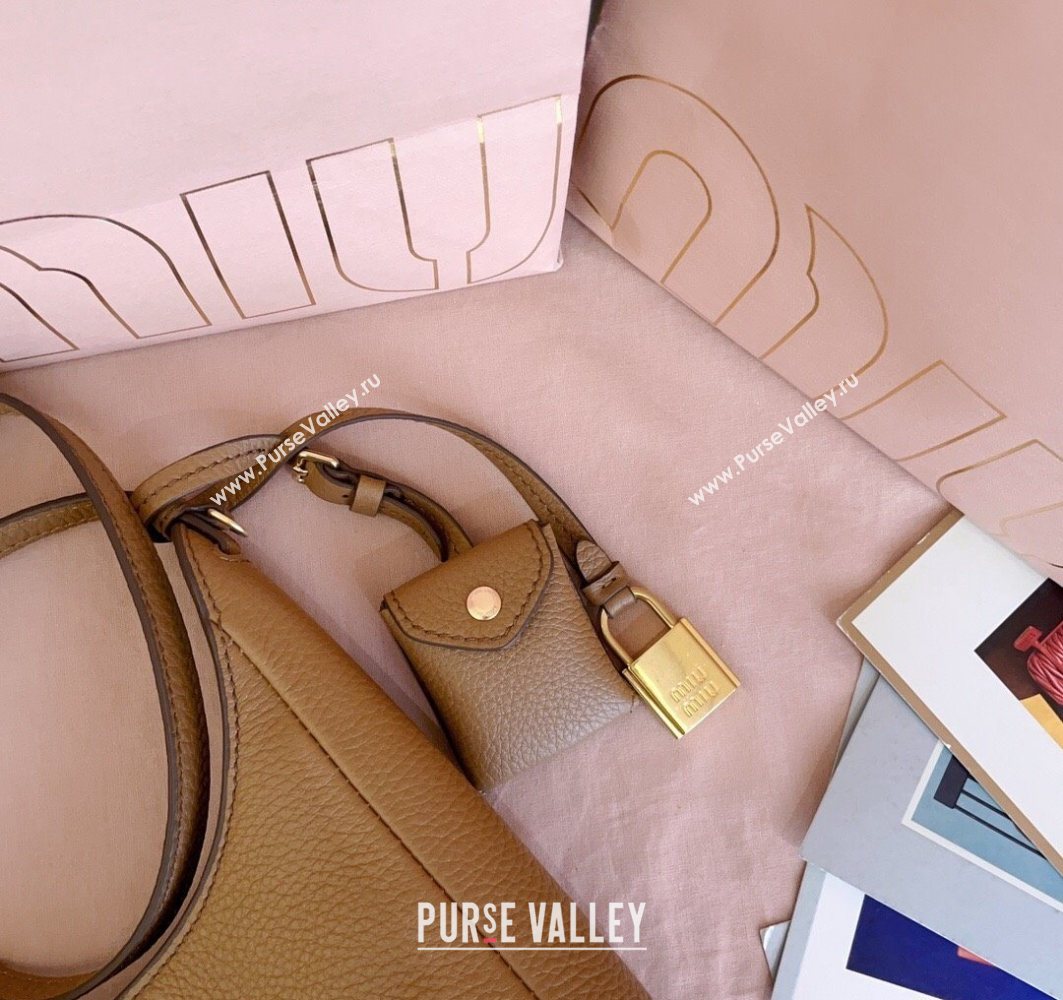 Miu Miu Leather bucket bag Caramel Brown 2025 5BE099 (JD-251121062)