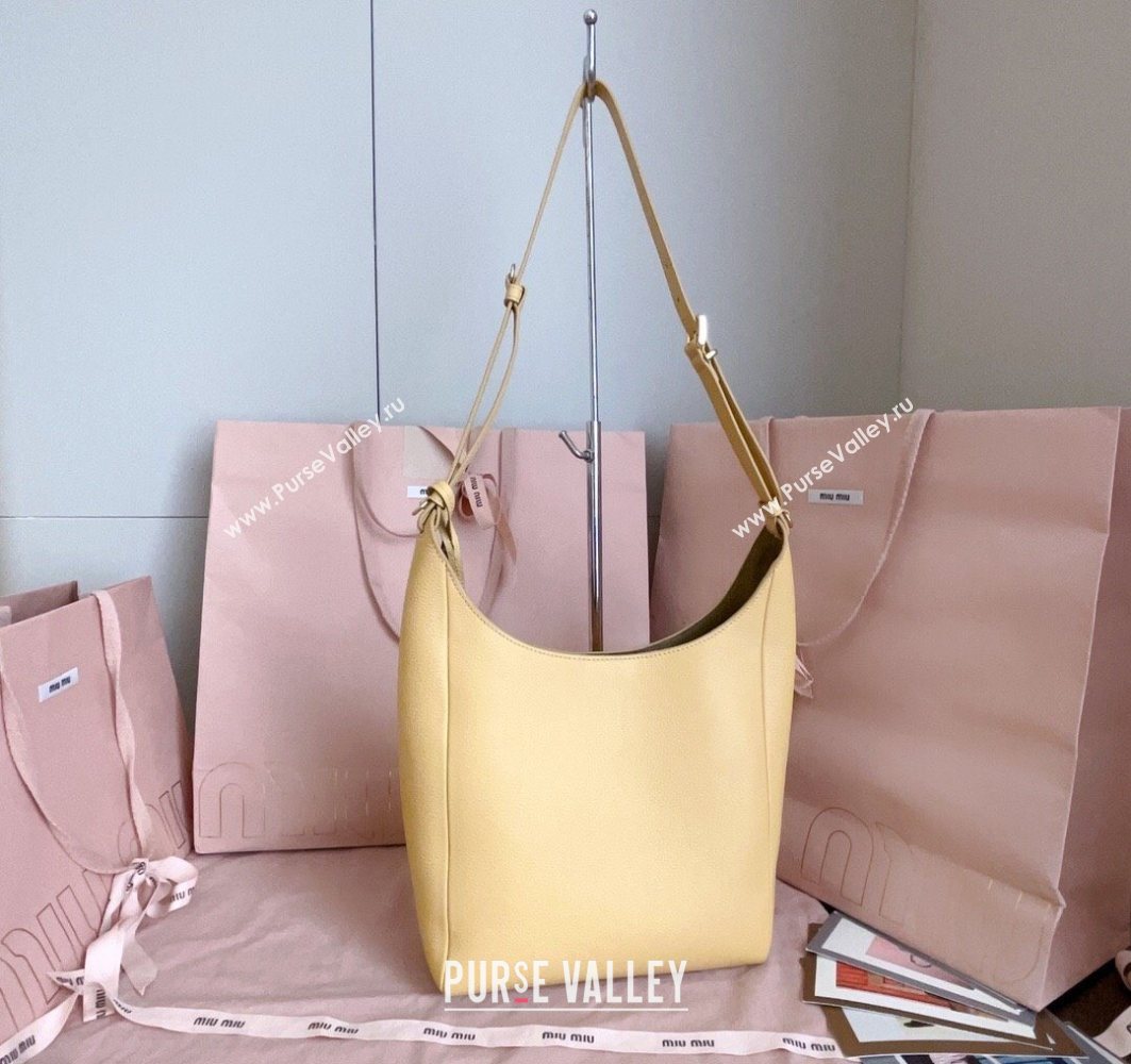 Miu Miu Leather bucket bag Yellow 2025 5BE098 (JD-251121063)
