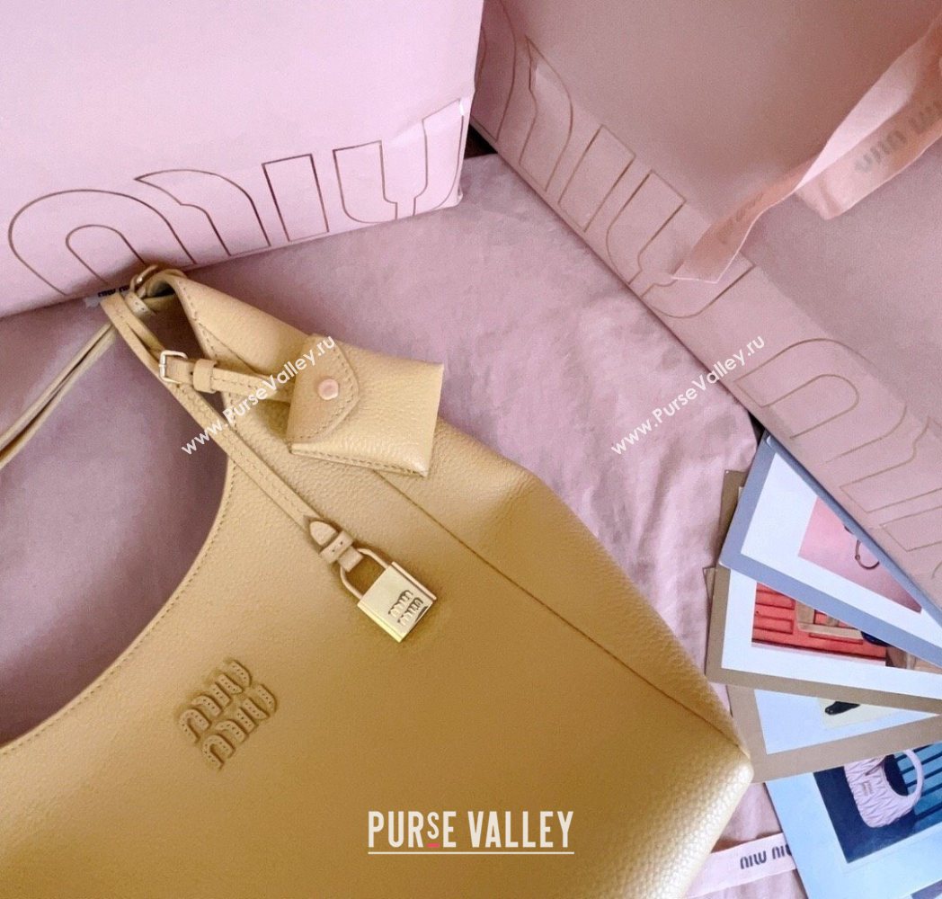 Miu Miu Leather bucket bag Yellow 2025 5BE098 (JD-251121063)