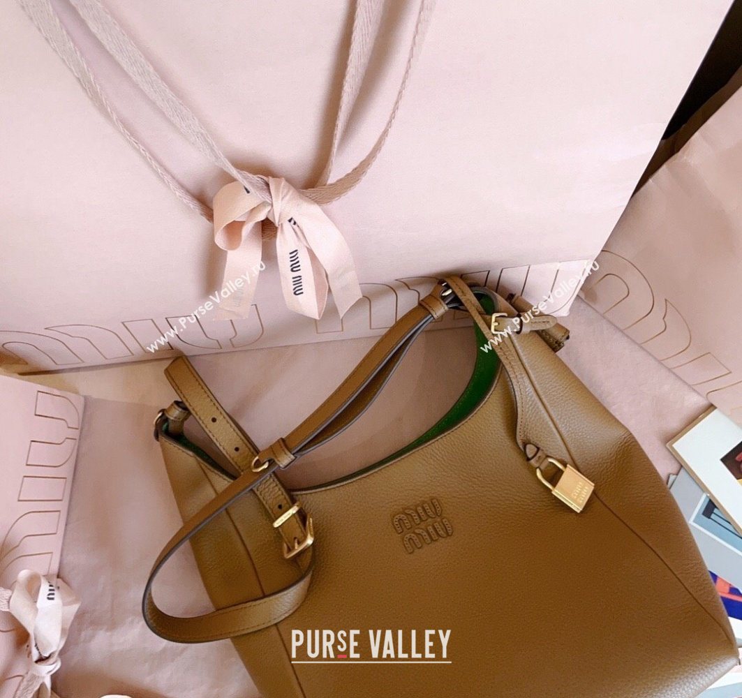 Miu Miu Leather bucket bag Caramel Brown 2025 5BE098 (JD-251121066)