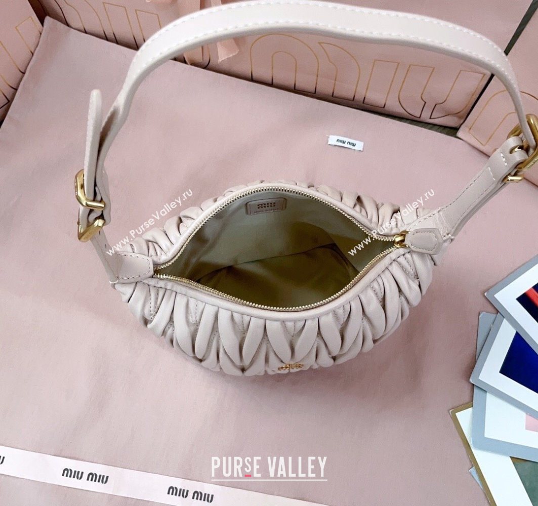 Miu Miu Matelasse Nappa Leather Pouch Mini Bag Powder Pink 2025 5NE026 (JD-251121070)