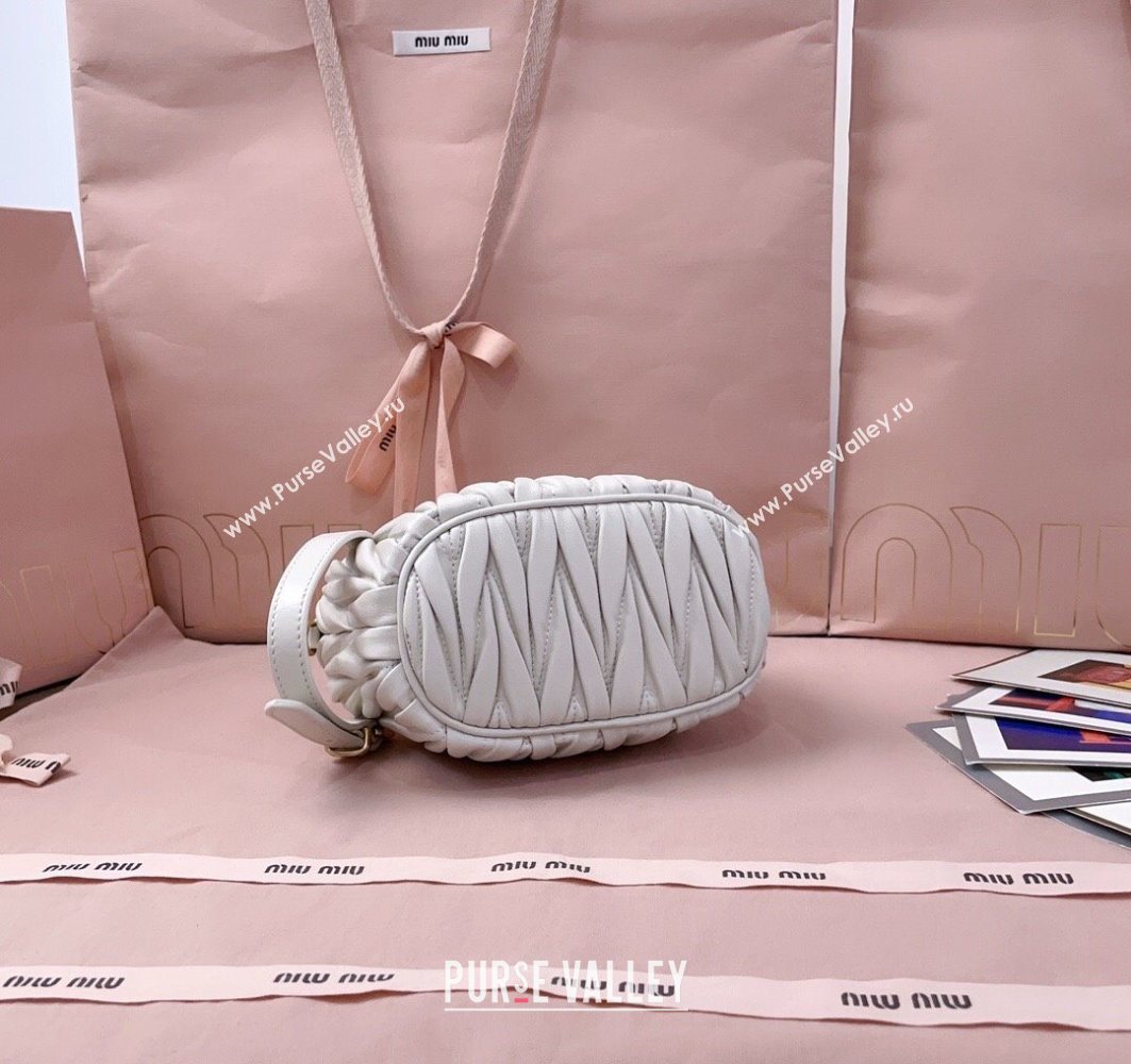 Miu Miu Matelasse Nappa Leather Pouch Mini Bag White 2025 5NE026 (JD-251121071)