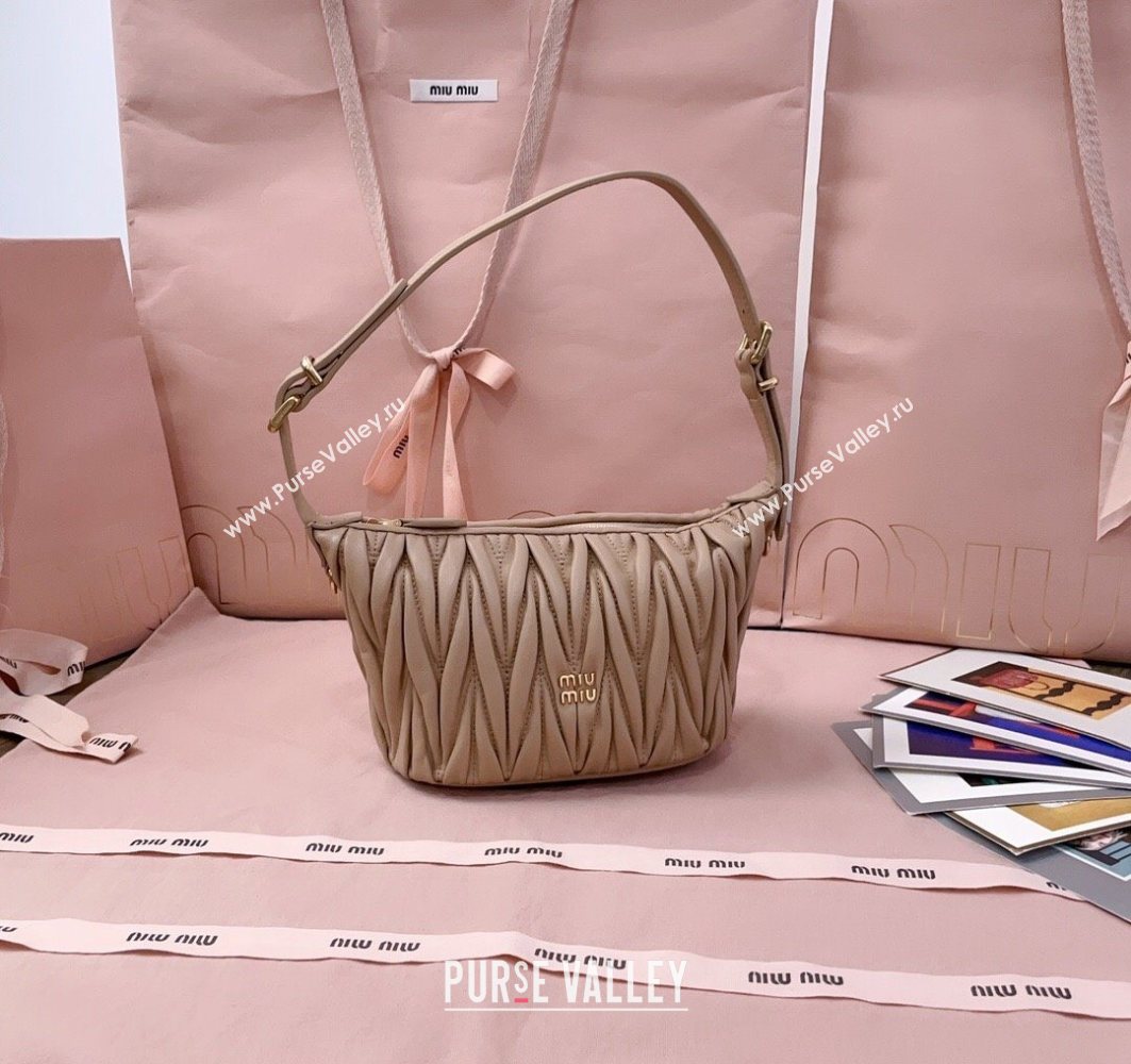 Miu Miu Matelasse Nappa Leather Pouch Mini Bag Beige 2025 5NE026 (JD-251121072)