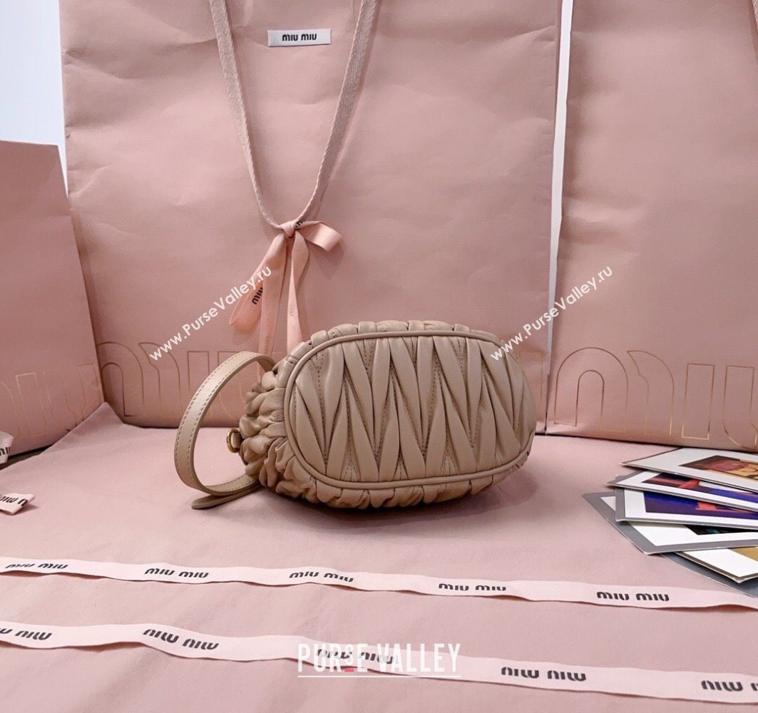 Miu Miu Matelasse Nappa Leather Pouch Mini Bag Beige 2025 5NE026 (JD-251121072)