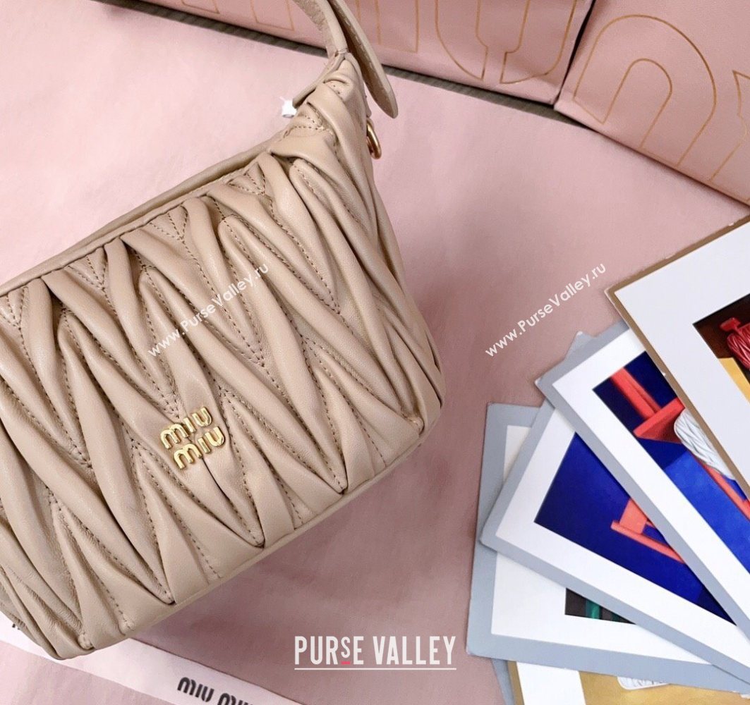 Miu Miu Matelasse Nappa Leather Pouch Mini Bag Beige 2025 5NE026 (JD-251121072)
