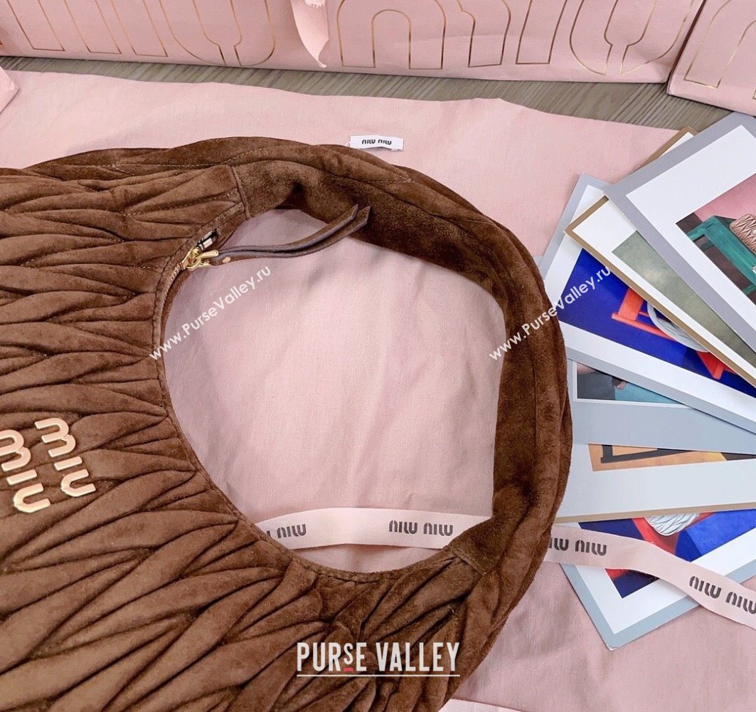 Miu Miu Wander Matelasse Suede Hobo bag 5BC108 Cocoa Brown 2025 (JD-251121075)