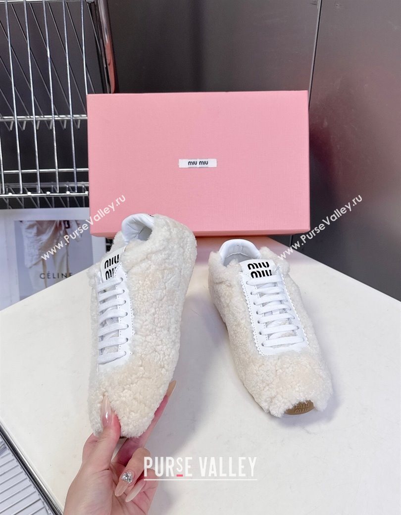 Miu Miu Plumet Shearling Sneakers White 2025 5E529E (MD-251208063)