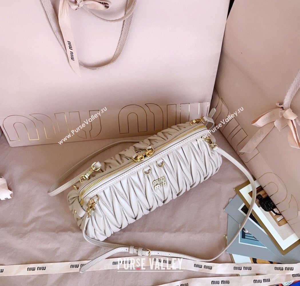 Miu Miu Caprice Matelasse Nappa Leather Clutch Shoulder Bag Powder Pink 2026 5BF130 (JD-260120044)