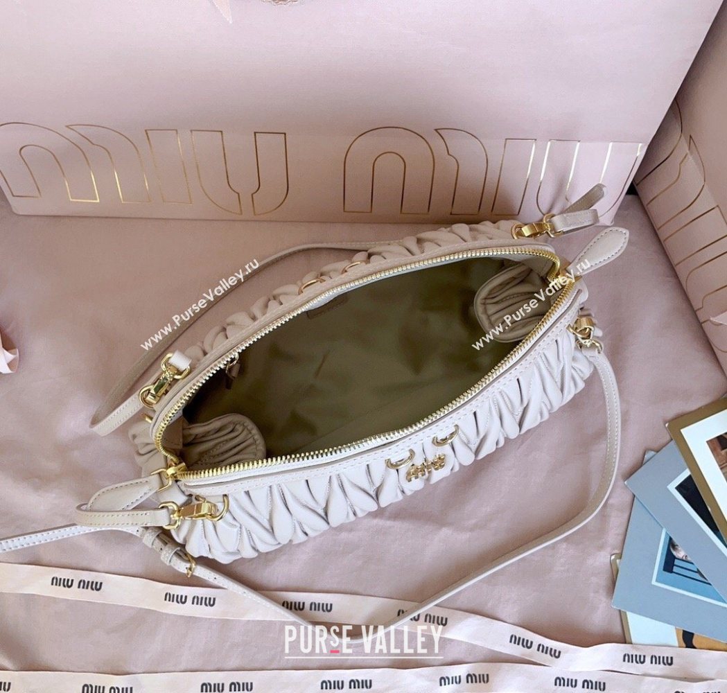 Miu Miu Caprice Matelasse Nappa Leather Clutch Shoulder Bag Powder Pink 2026 5BF130 (JD-260120044)