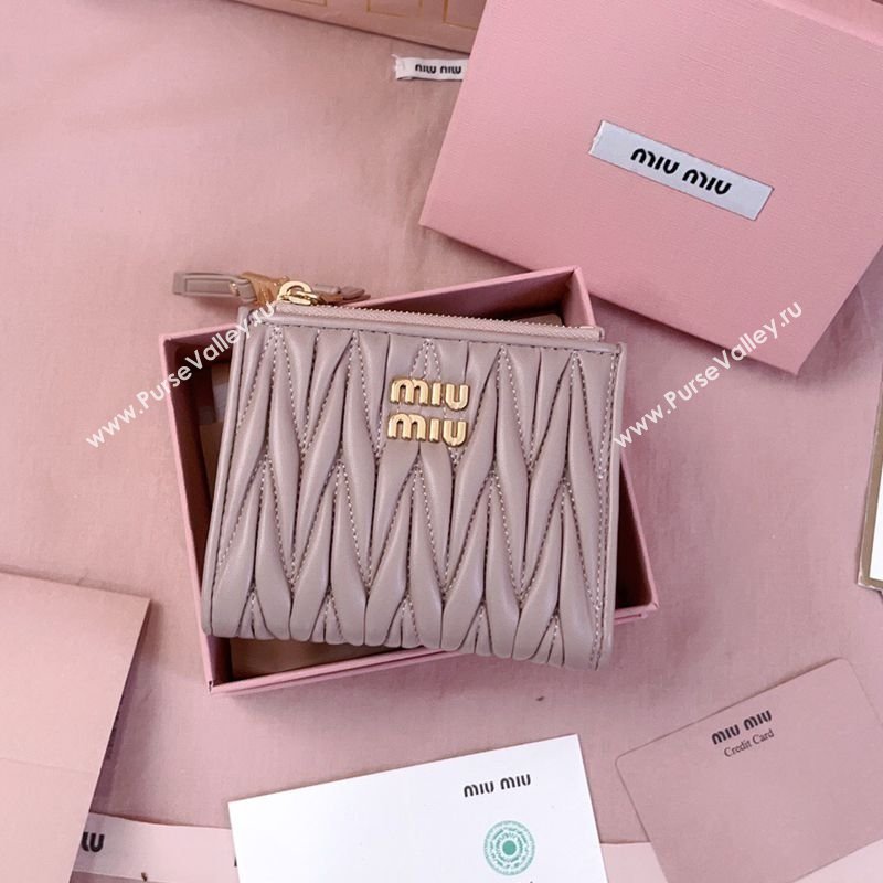 Miu Miu Matelasse Nappa Leather Pocket Wallet Powder Pink 2026 5MV017 (JD-260120068)