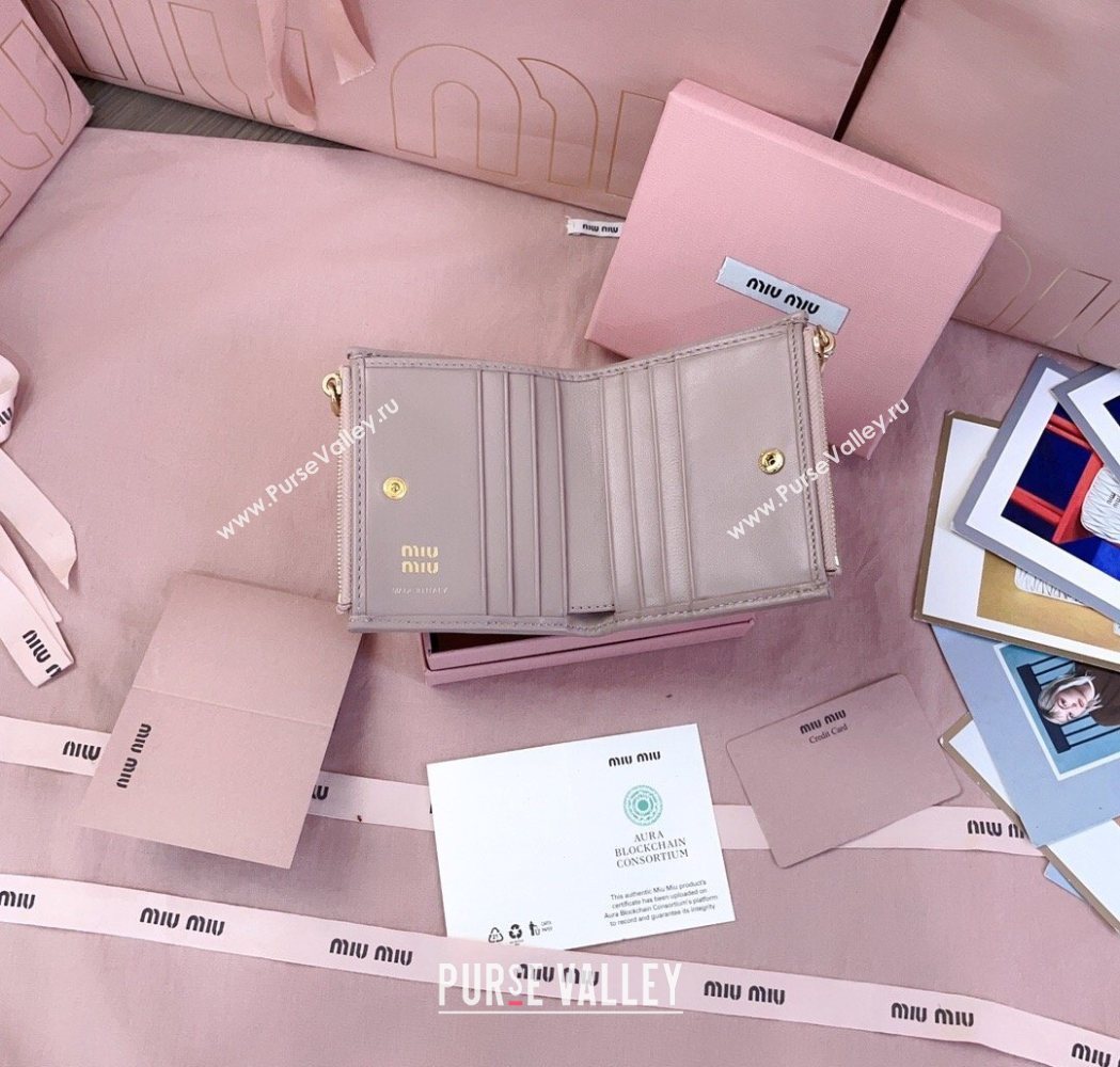 Miu Miu Matelasse Nappa Leather Pocket Wallet Powder Pink 2026 5MV017 (JD-260120068)
