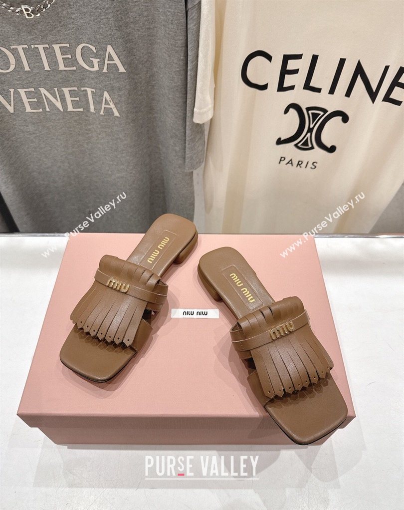 Miu Miu Fringe Leather Flat Slides Sandal Brown 2026 MM022703 (MD-260227078)
