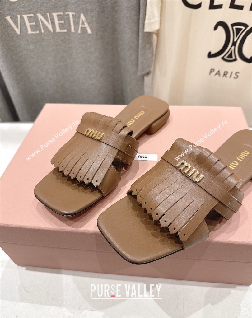 Miu Miu Fringe Leather Flat Slides Sandal Brown 2026 MM022703 (MD-260227078)