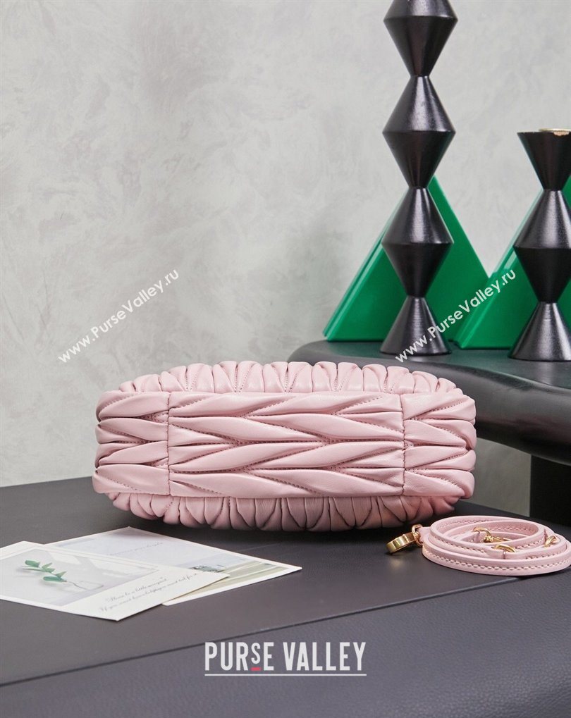 Miu Miu Wander Matelasse Nappa Leather Hobo Mini bag 5BC125 Snow Pink 2026 0407 (MHUI-260407034)