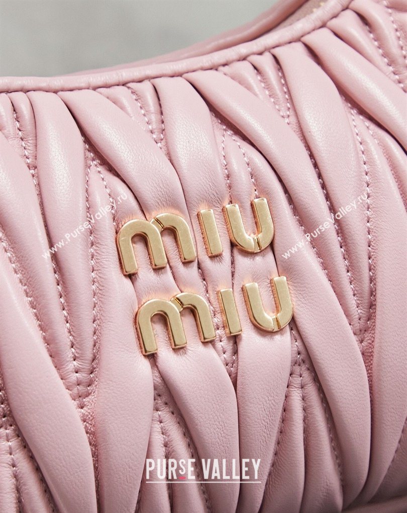 Miu Miu Wander Matelasse Nappa Leather Hobo Mini bag 5BC125 Snow Pink 2026 0407 (MHUI-260407034)