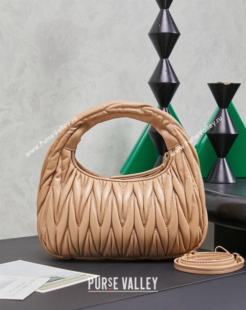 Miu Miu Wander Matelasse Nappa Leather Hobo Mini bag 5BC125 Sand Yellow 2026 0407 (MHUI-260407037)