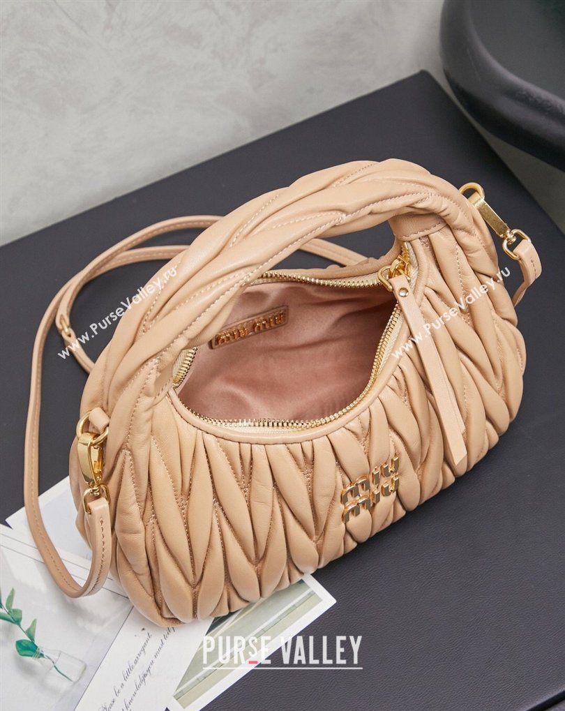 Miu Miu Wander Matelasse Nappa Leather Hobo Mini bag 5BC125 Sand Yellow 2026 0407 (MHUI-260407037)