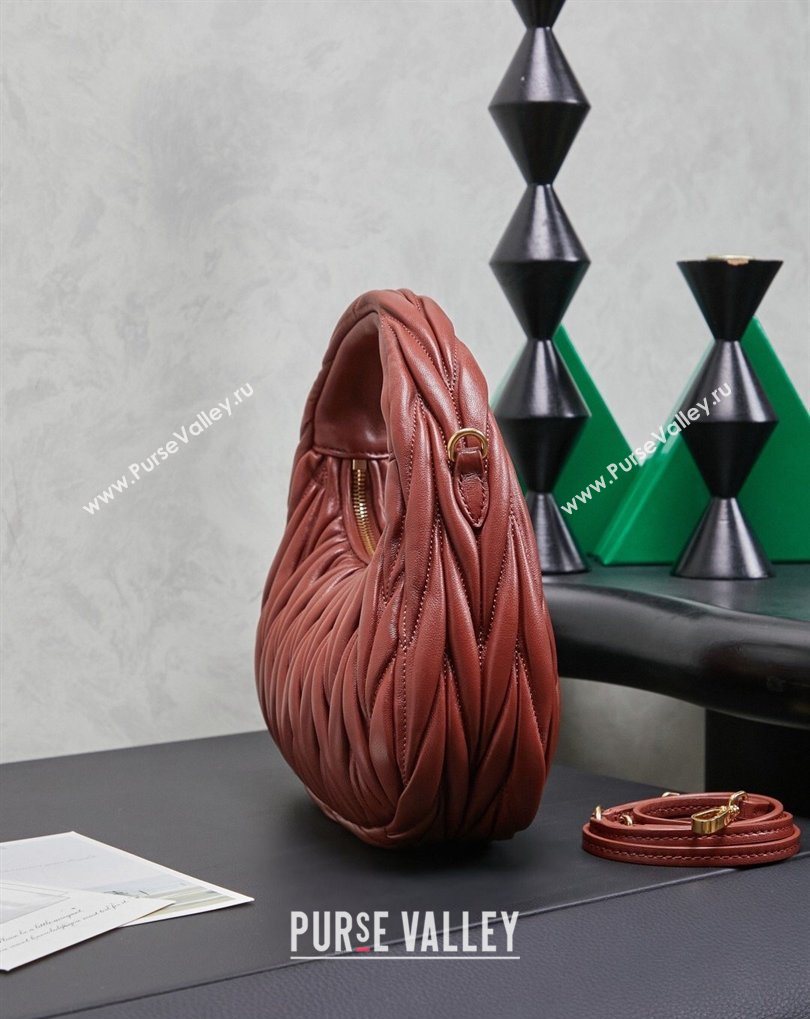 Miu Miu Wander Matelasse Nappa Leather Hobo Mini bag 5BC125 Rouge Red 2026 0407 (MHUI-260407040)