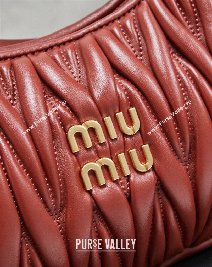 Miu Miu Wander Matelasse Nappa Leather Hobo Mini bag 5BC125 Rouge Red 2026 0407 (MHUI-260407040)