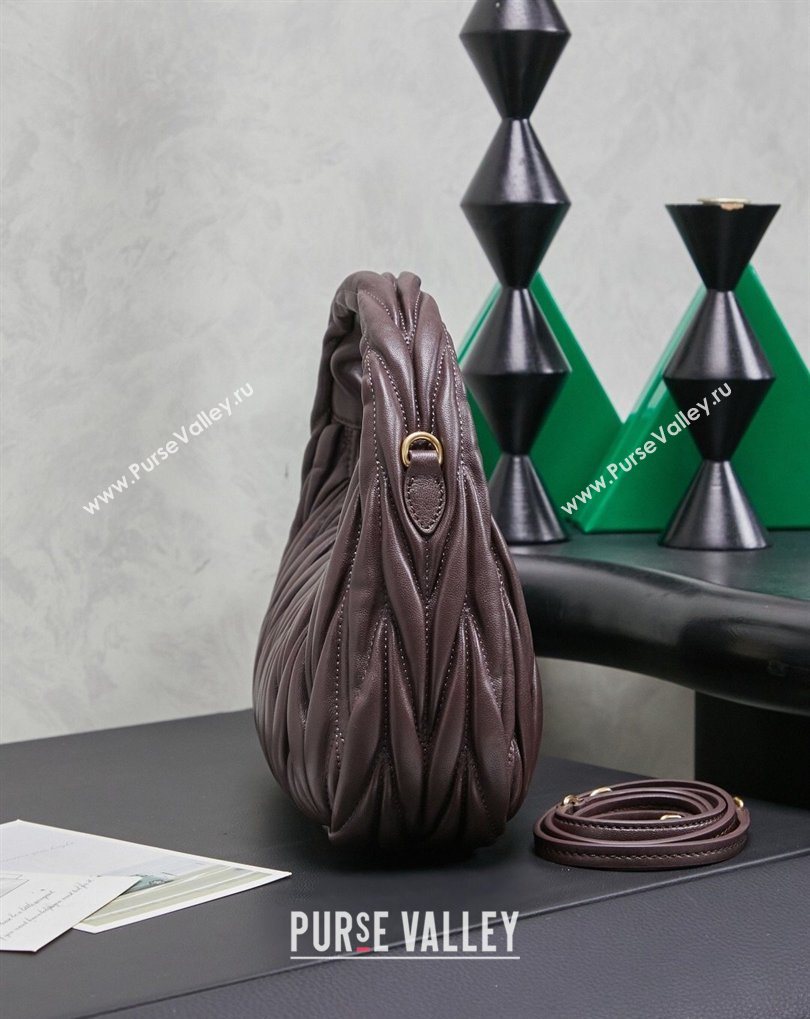 Miu Miu Wander Matelasse Nappa Leather Hobo Mini bag 5BC125 Briar 2026 0407 (MHUI-260407041)