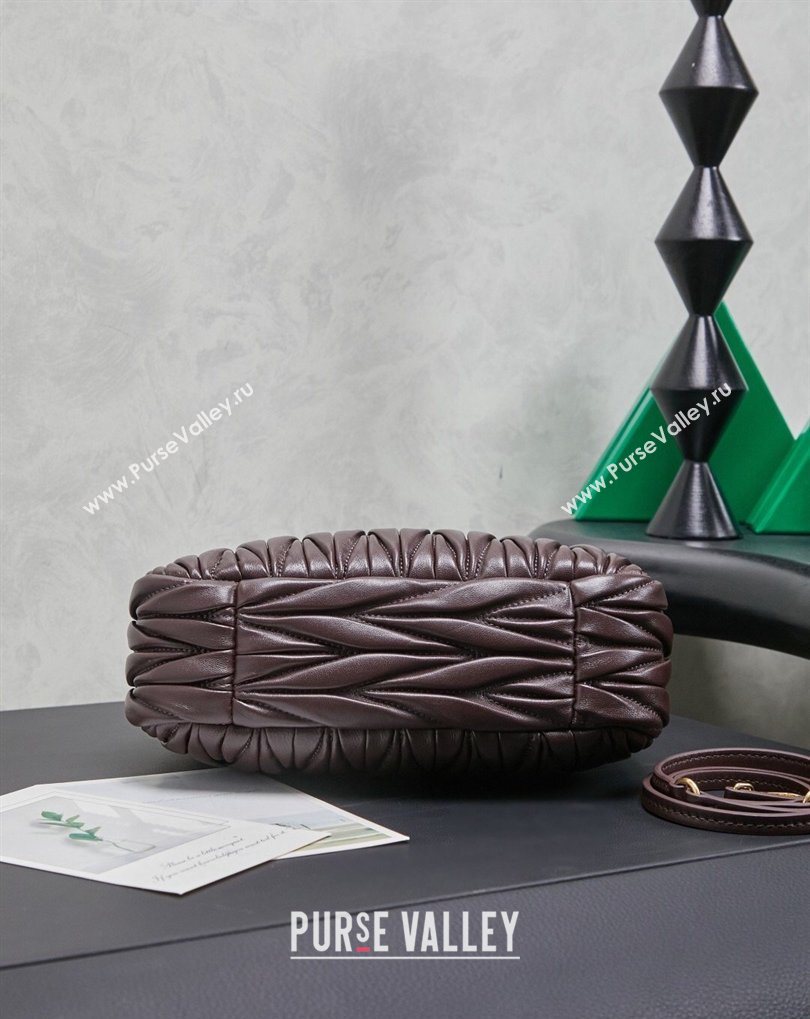 Miu Miu Wander Matelasse Nappa Leather Hobo Mini bag 5BC125 Briar 2026 0407 (MHUI-260407041)