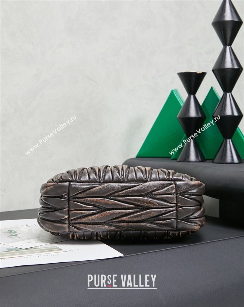 Miu Miu Wander Matelasse Nappa Leather Hobo Mini bag 5BC125 Vintage Brown 2026 0407 (MHUI-260407043)