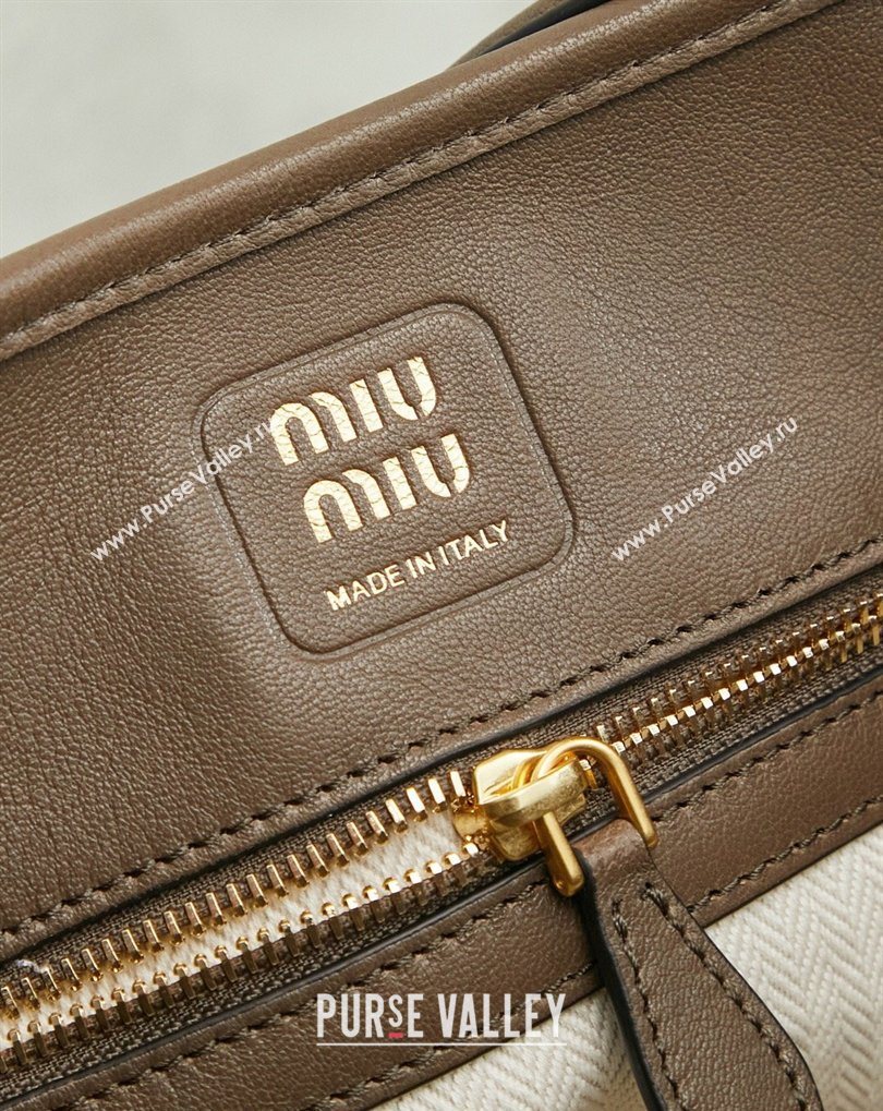 Miu Miu Aventure Nappa Leather Bucket Bag Tundra 2026 5BE101 (MHUI-260407051)