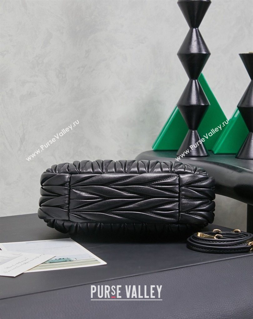 Miu Miu Wander Matelasse Nappa Leather Hobo Mini bag 5BC125 Black 2026 0407 (MHUI-260407028)