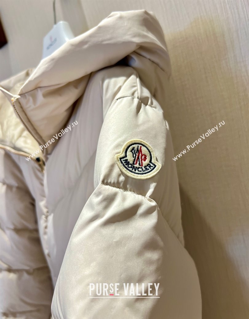 Moncler Belted Down Jacket Beige 2025 M091853 (QI-250918059)