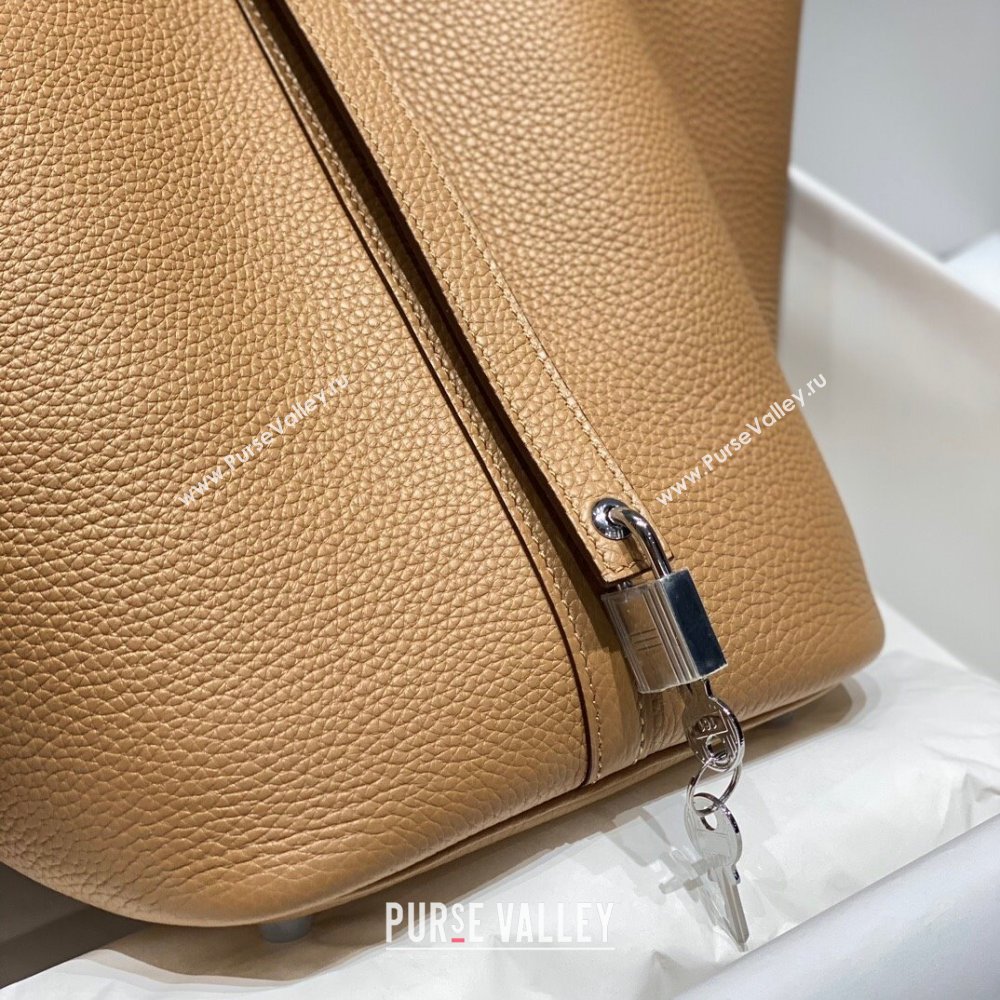 Hermes Picotin Lock Bag 22cm in Togo Calfskin Leather Milk Tea Beige/Silver 2025 (FL-250808173)