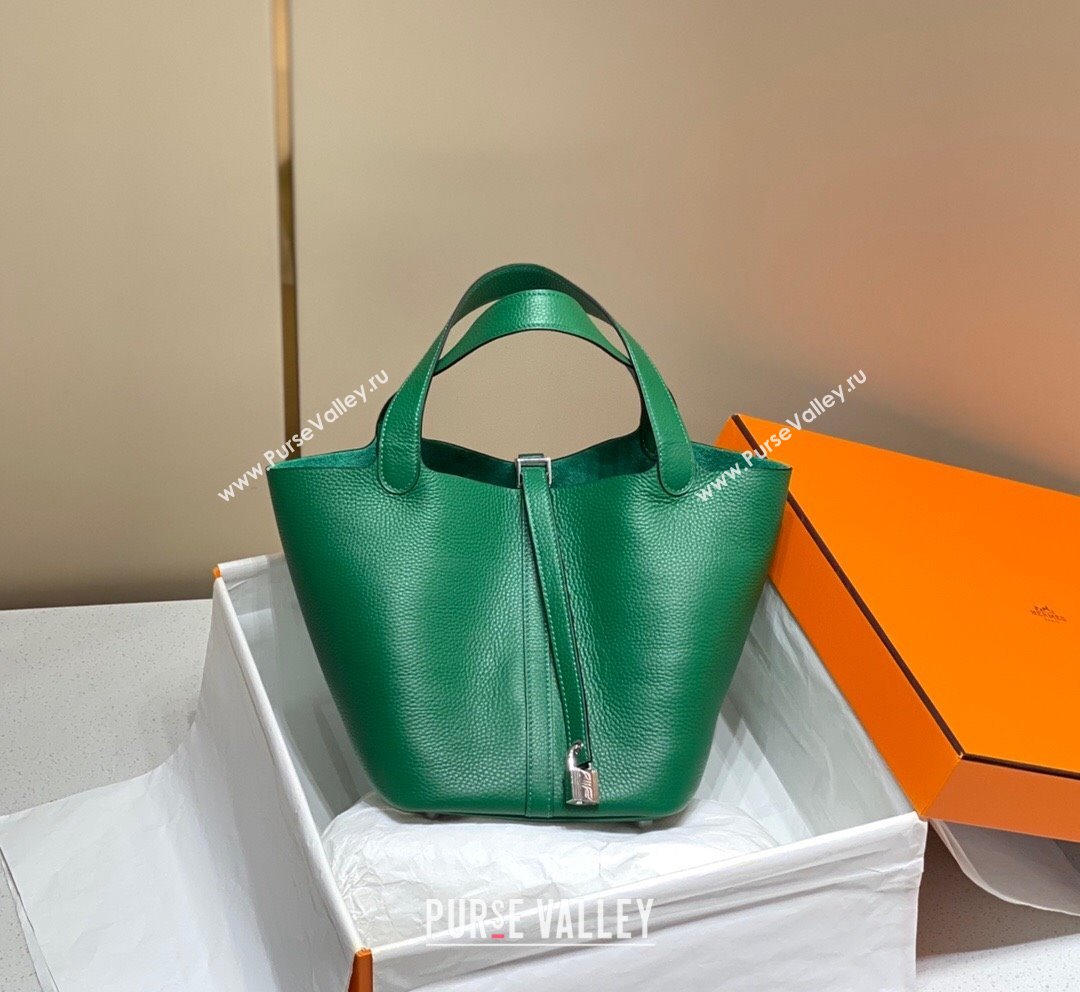 Hermes Picotin Lock Bag 22cm in Togo Calfskin Leather Emerald Green 2025 (FL-250808175)
