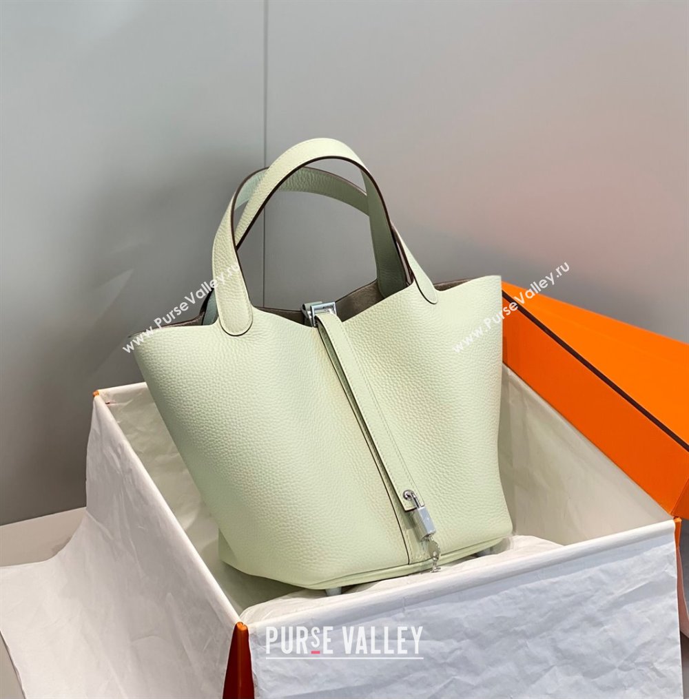 Hermes Picotin Lock Bag 22cm in Togo Calfskin Leather Bubble Green 2025 (FL-250808167)