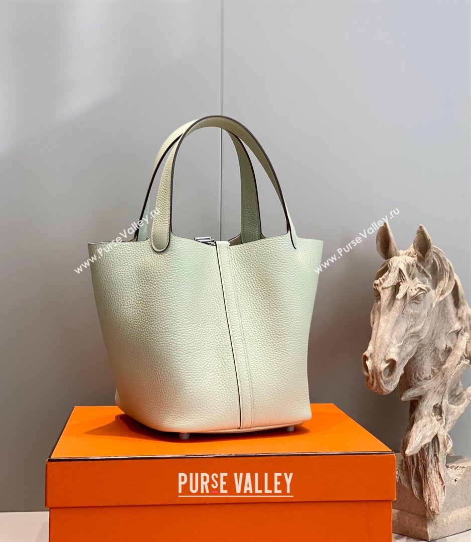 Hermes Picotin Lock Bag 22cm in Togo Calfskin Leather Bubble Green 2025 (FL-250808167)